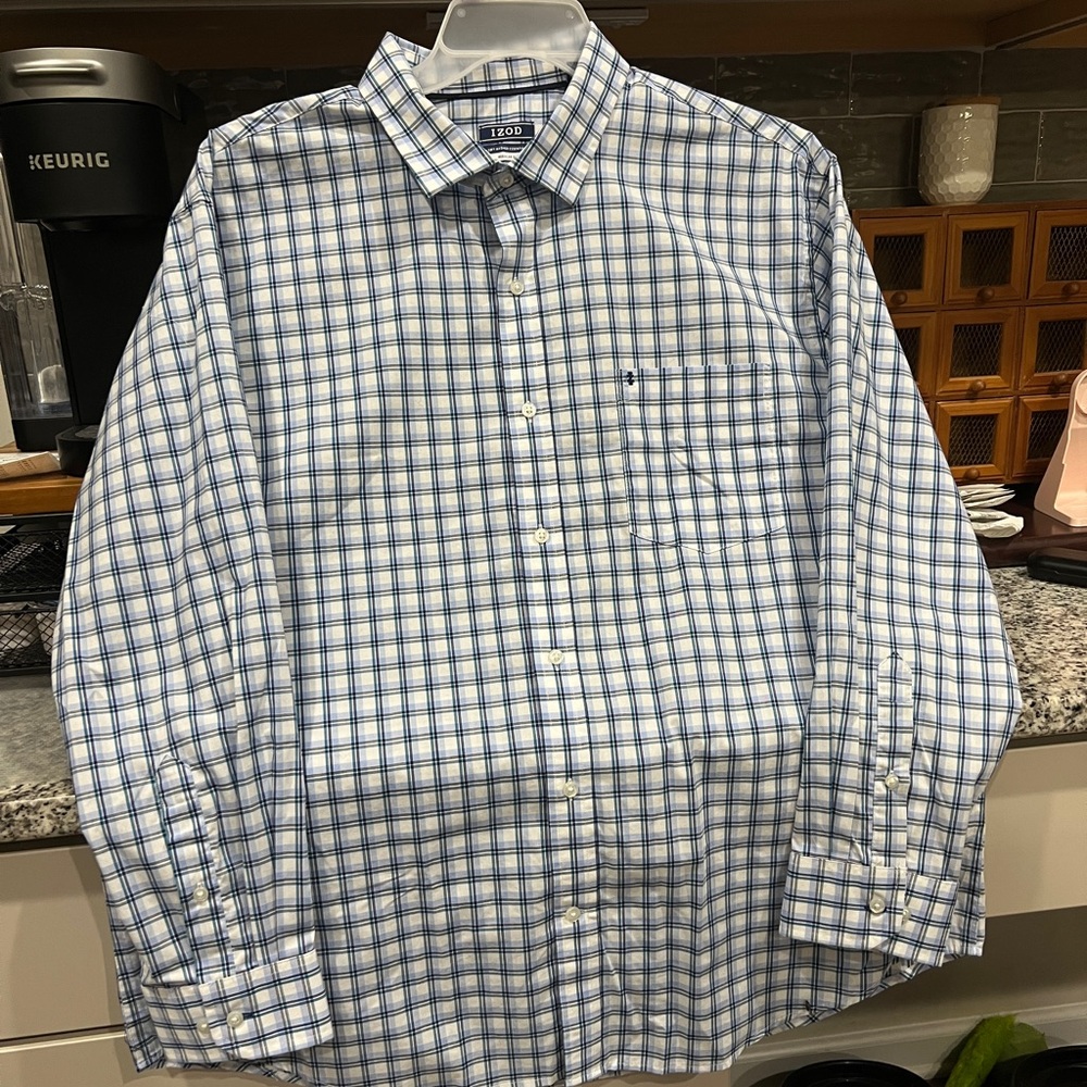 Izod Men's White and Blue Checkered Shirt